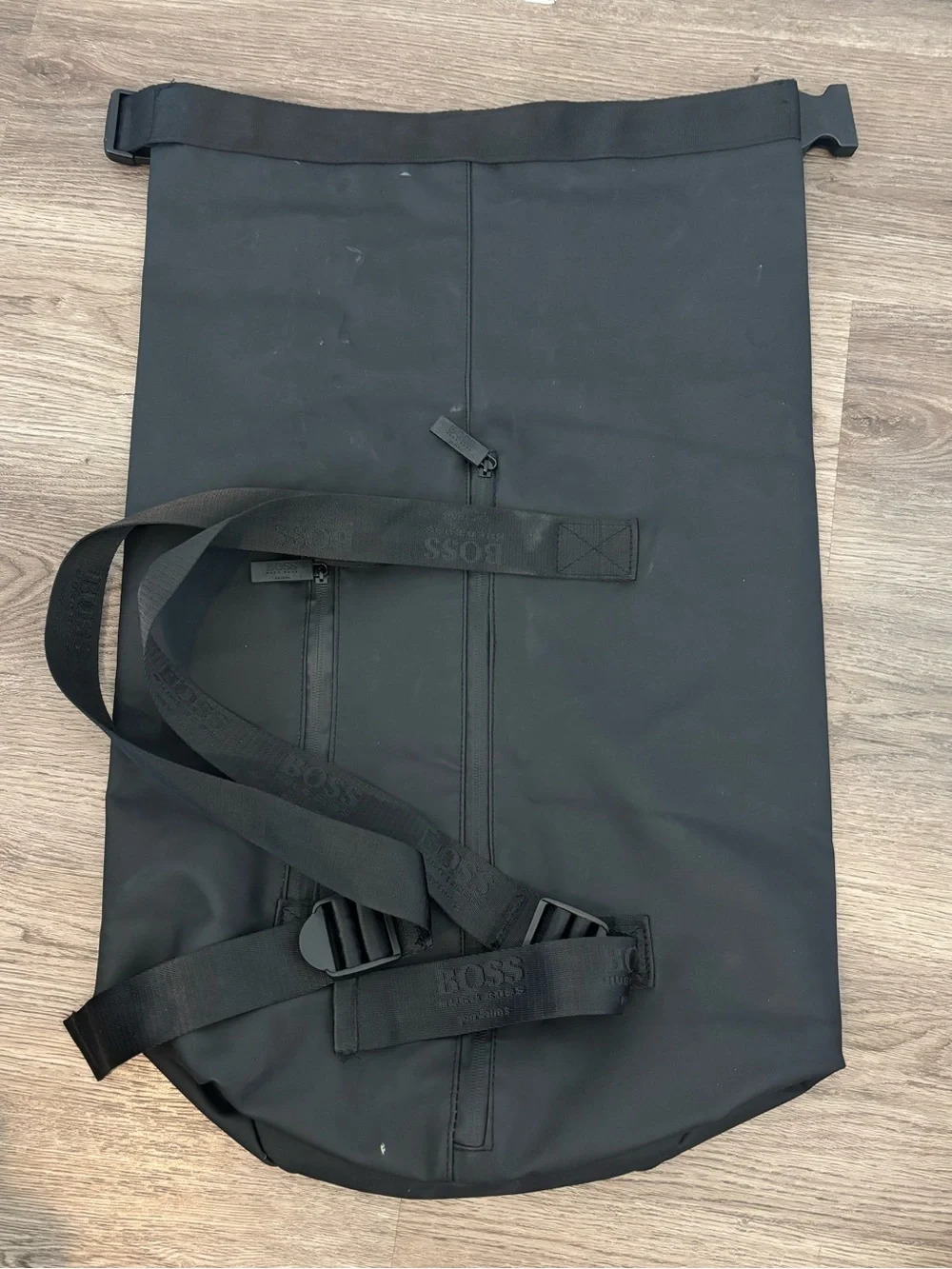Hugo Boss Black Roll-Top Barell Duffle Soccer Sports Tote Bag
